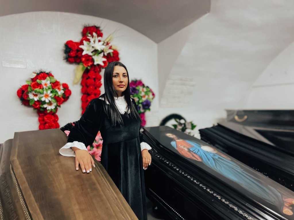 Не женское дело: основательница похоронного дома о том, как построить ритуальный бизнес