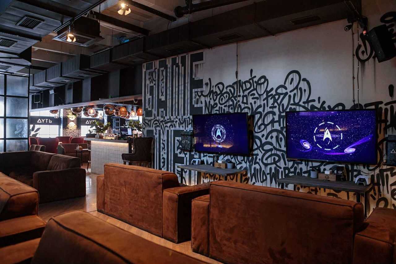 Из провинции в столицу: международная сеть лаунж-баров «дуть» продолжает развиваться в кризис